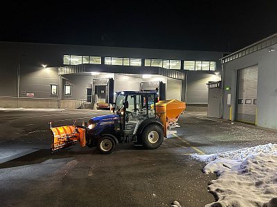 Úklid sněhu a posyp chodníků a silnic